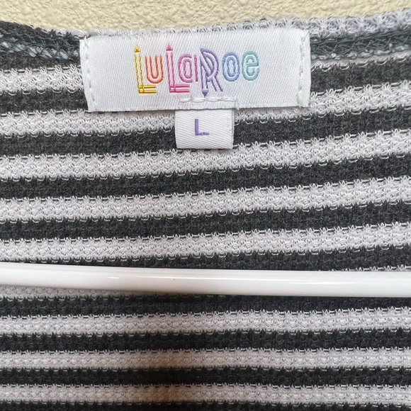 LuLaRoe Lot 3 ITEMS - Picture 3 of 7